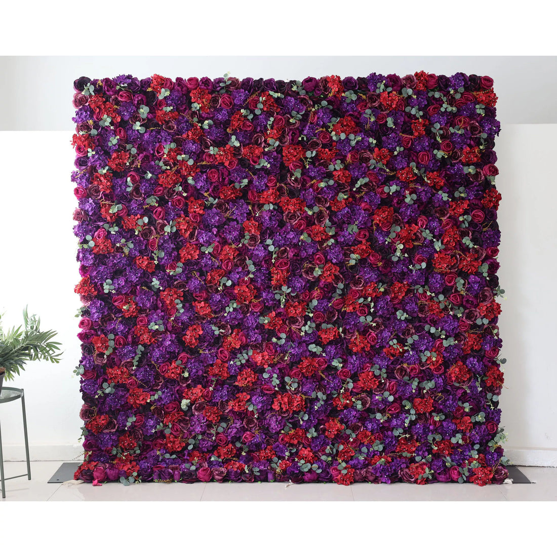 Valar Flowers Roll Up Backdrop: Step into the realm of Enchanted Twilight. Rich reds mingle with deep purples, evoking emotion and mystery. Experience the magic of Valar&