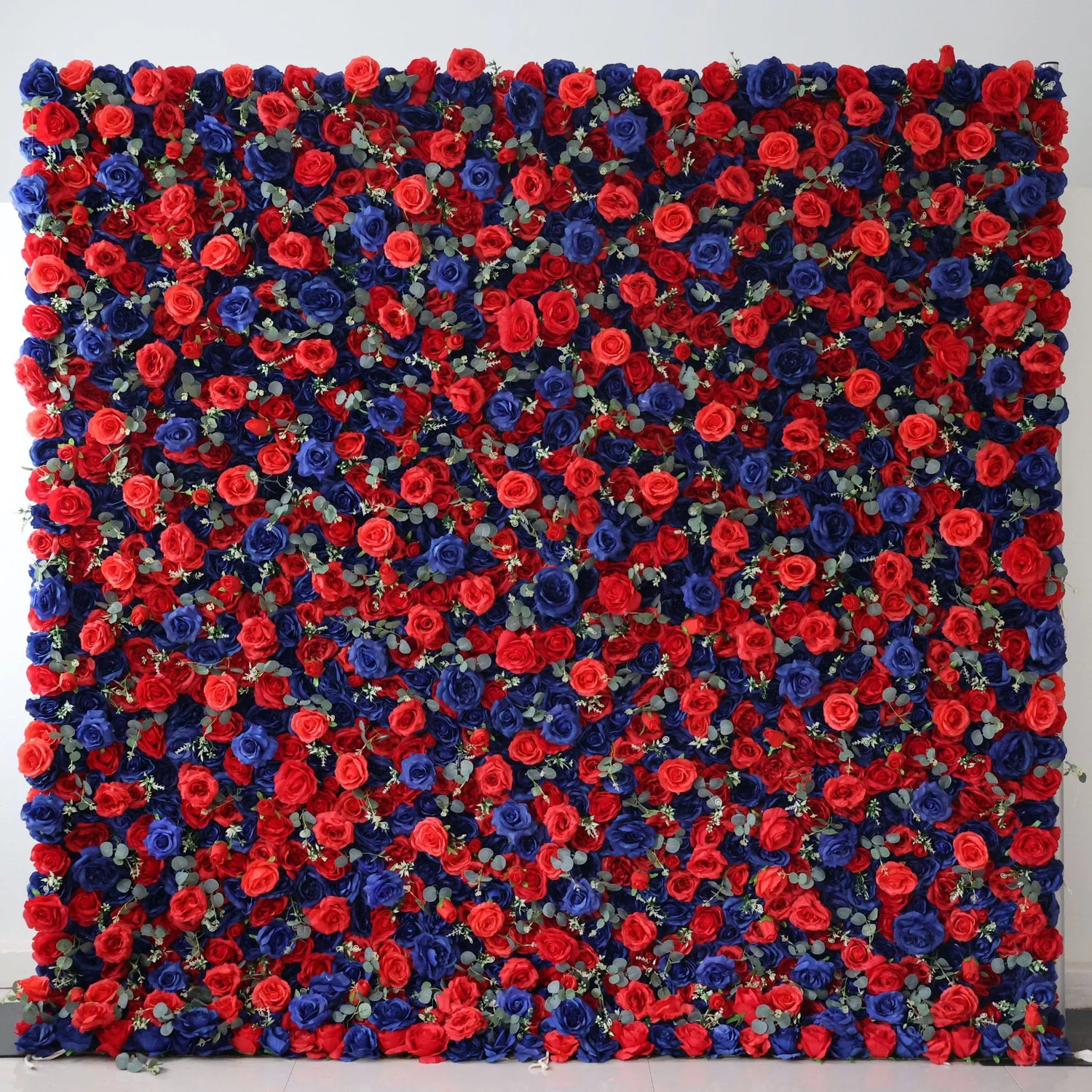 ValarFlowers Artificial Floral Parede Fundo: Royal Romance: A Mélange de Midnight Blue e Resplandecente Red-VF-291