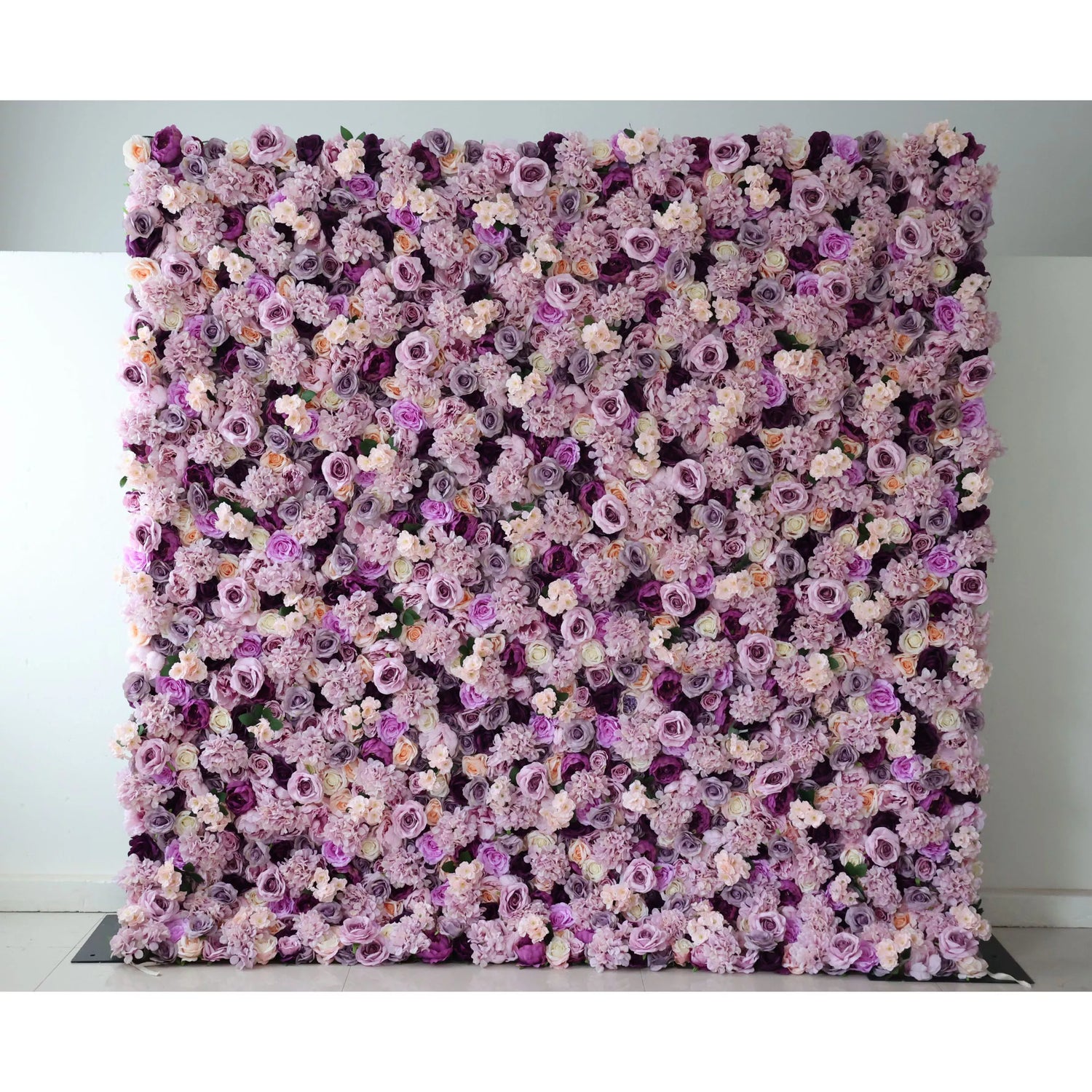 ValarFlowers Künstliche Blumenwand Hintergrund: Lavender Luxe: Eine Symphonie aus heiteren und sanften Farbtönen - Royal Romance: -VF-292