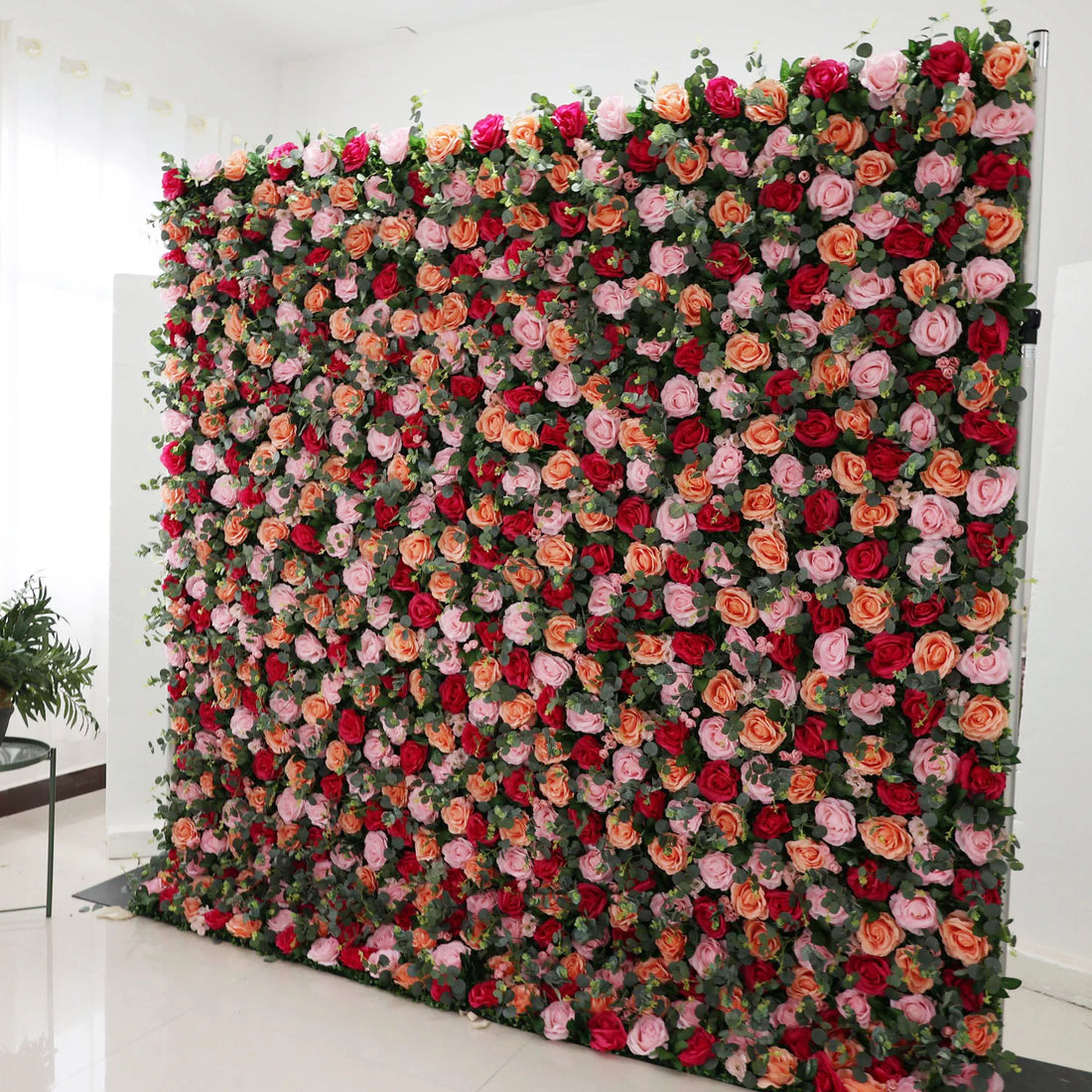 Valar Flores Enrollar Tela Ciruela Persa Artificial y Carmín Claro Flor Rosa y Ironside Gris Hojas Verdes Pared Fondo De Boda, Decoración Floral De Fiesta, Fotografía De Eventos-VF-070-2