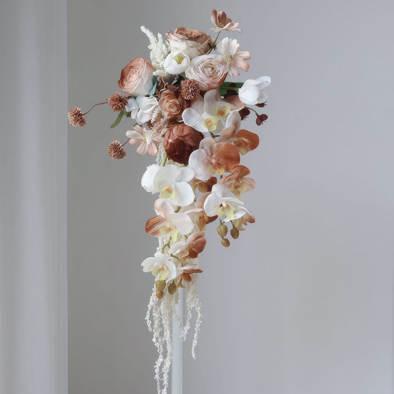 Luxurious Artificial Cascading Flower Arrangements - Silk Floral Decor for Weddings, Events, and Home - Custom Colors and Styles Available - Perfect for Elegant Bridal Bouquets and Centerpieces - Maintenance-Free and Long-Lasting