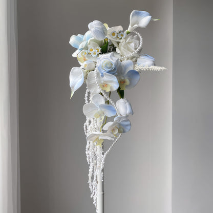 Luxurious Artificial Cascading Flower Arrangements - Silk Floral Decor for Weddings, Events, and Home - Custom Colors and Styles Available - Perfect for Elegant Bridal Bouquets and Centerpieces - Maintenance-Free and Long-Lasting